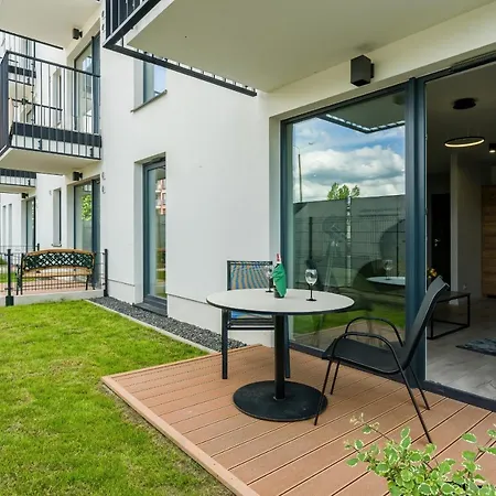 Esencja With Free Parking Garbary 104 By Renters 포즈난