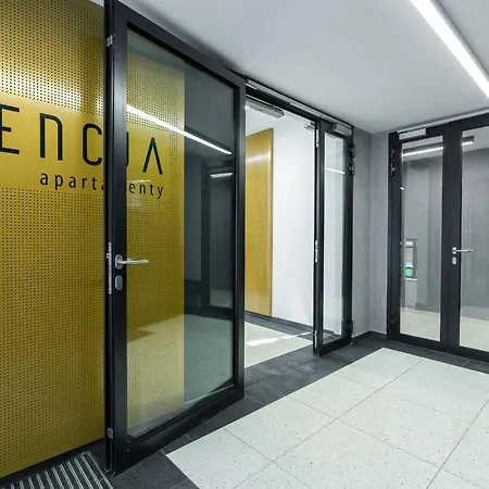 Esencja With Free Parking Garbary 104 By Renters 아파트