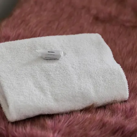 Esencja With Free Parking Garbary 104 By Renters 포즈난