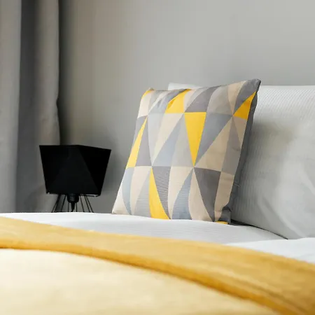 Esencja With Free Parking Garbary 104 By Renters 포즈난