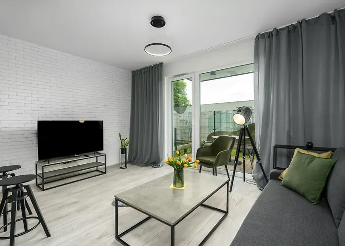 Apartment Esencja With Free Parking Garbary 104 By Renters Posen