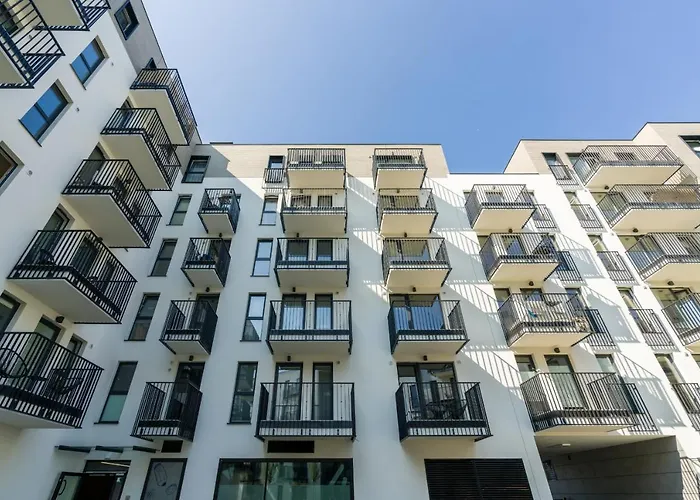 Esencja With Free Parking Garbary 104 By Renters * Posen