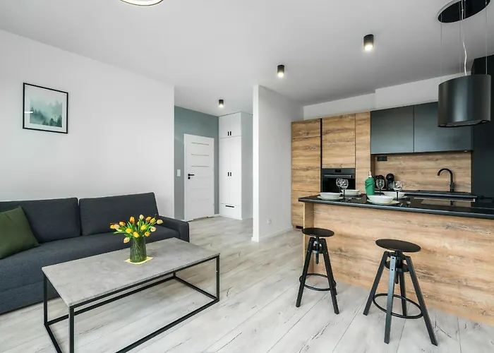 Esencja With Free Parking Garbary 104 By Renters Apartment