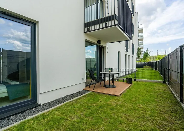 Esencja With Free Parking Garbary 104 By Renters Apartment