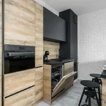 Esencja With Free Parking Garbary 104 By Renters Apartman