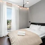 Apartman Esencja With Free Parking Garbary 104 By Renters Poznań