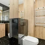 Esencja With Free Parking Garbary 104 By Renters Apartman *