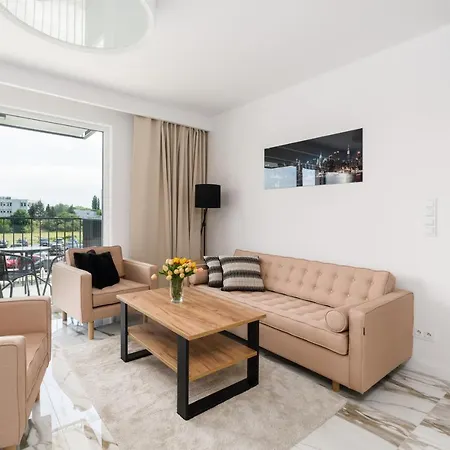 Esencja With Free Parking Garbary 104 By Renters Apartment