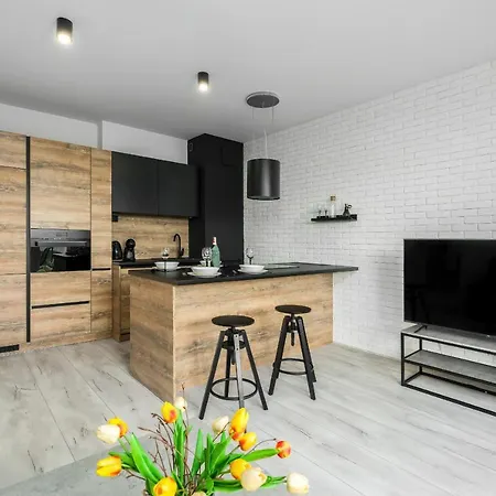 Esencja With Free Parking Garbary 104 By Renters * Poznaň