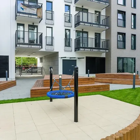 Apartment Esencja With Free Parking Garbary 104 By Renters