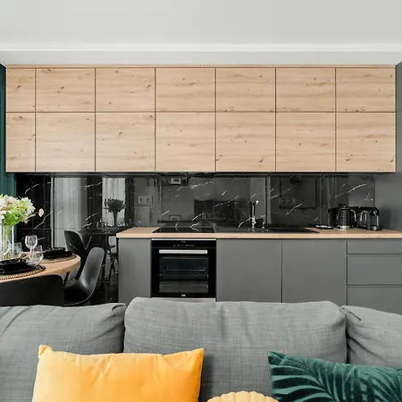 Esencja With Free Parking Garbary 104 By Renters Apartment *