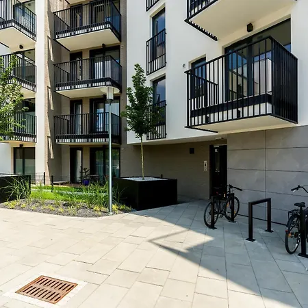 Esencja With Free Parking Garbary 104 By Renters Poznaň