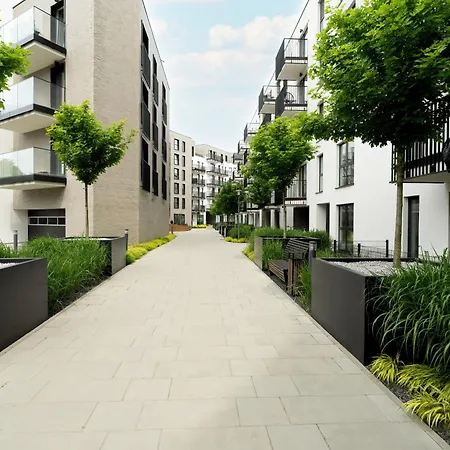 Esencja With Free Parking Garbary 104 By Renters Apartman *