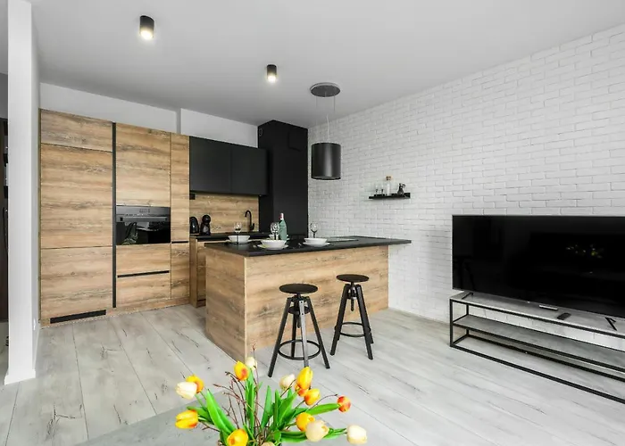 Esencja With Free Parking Garbary 104 By Renters * Poznan