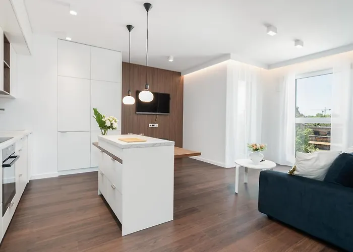 Esencja With Free Parking Garbary 104 By Renters Πόζναν