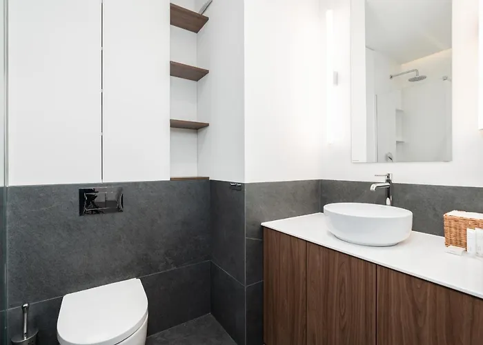 Esencja With Free Parking Garbary 104 By Renters Διαμέρισμα *